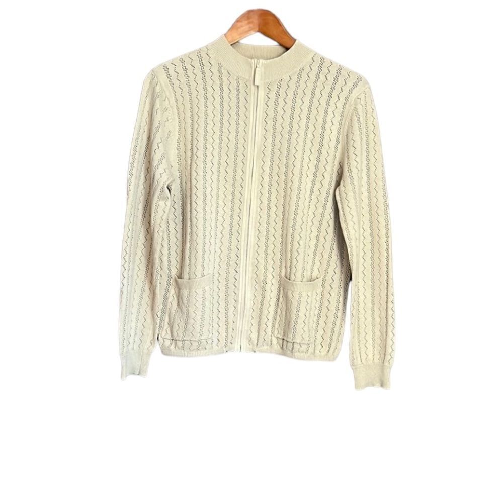 Koret knitted zippered knit cardigan. Size large‎